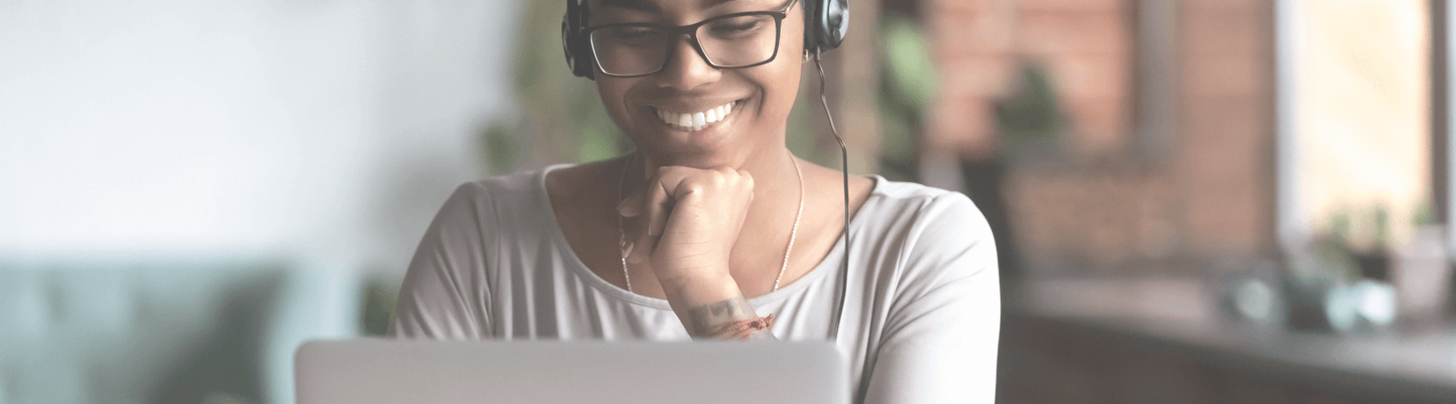 What to Put in Your Speaker Agreement